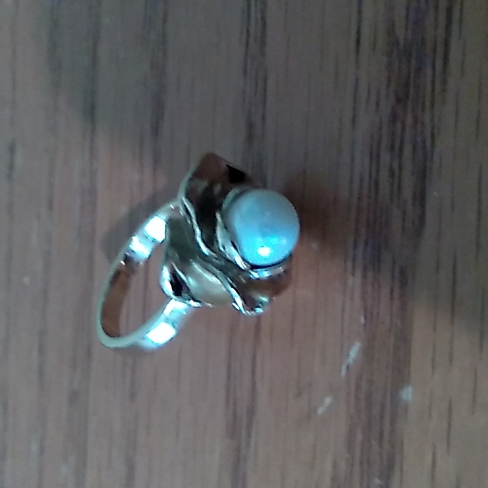 Pearl ring